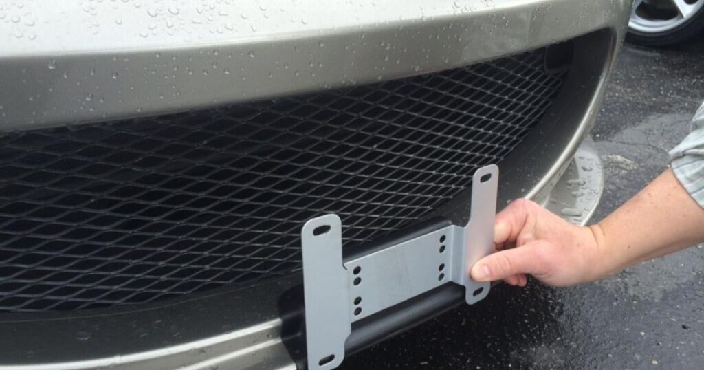  Install a Clip On License Plate Holder